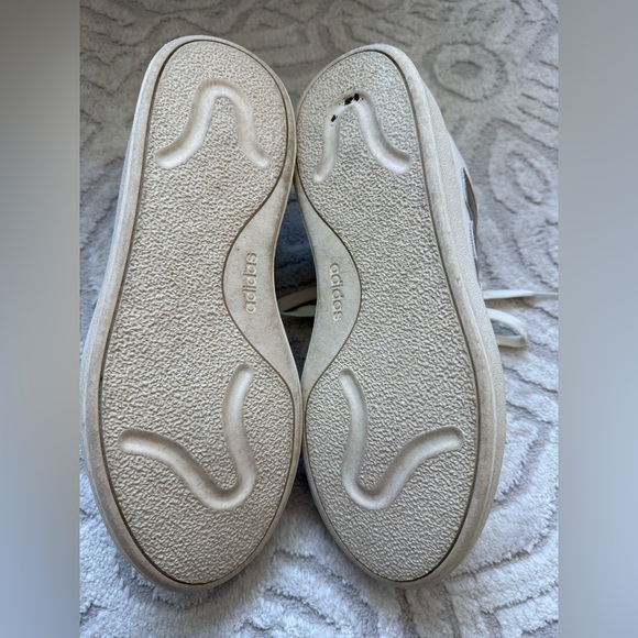 Adidas Womens Courtblock Sneakers 👟 SIZE 9 - Picture 9 of 13